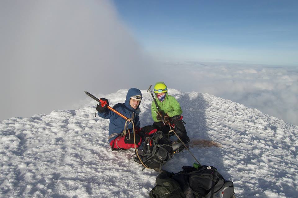 Stagiair Martijn beklimt Cotopaxi